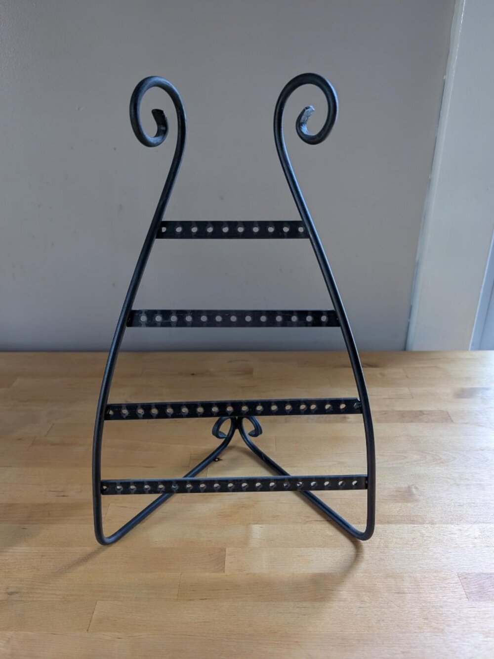 1 Earring Display Wrought Iron - Like New - Rio Grande US Made - Jewelry Stand